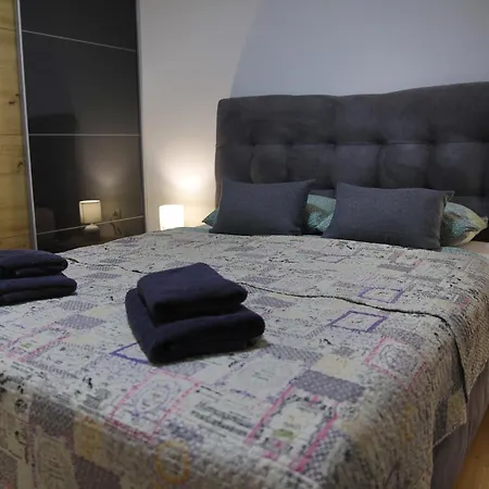 Daire Apartman Petra *