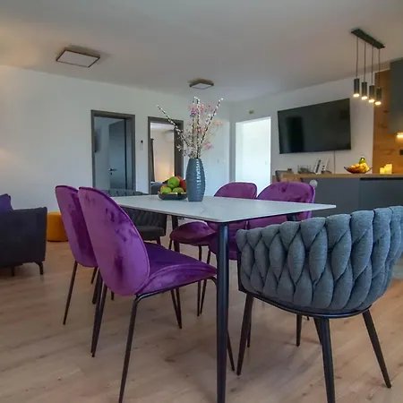 Daire Apartman Petra *